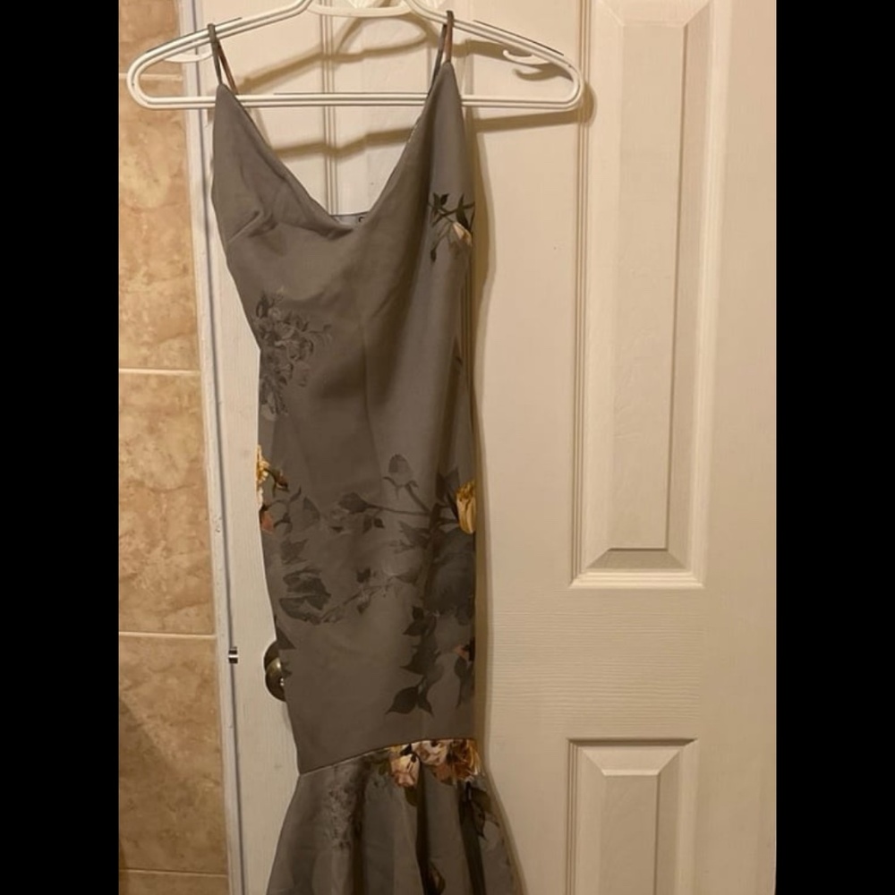 Guess spaghetti strap floral dress